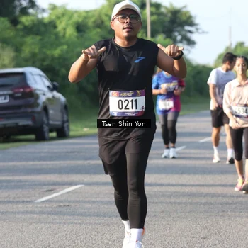 Runner Photo 8024926