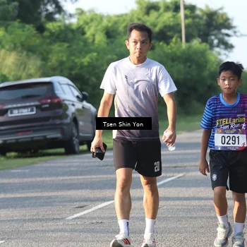 Runner Photo 8024961