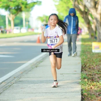 Runner Photo 8024984