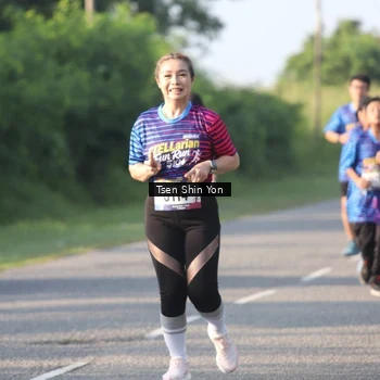 Runner Photo 8024999