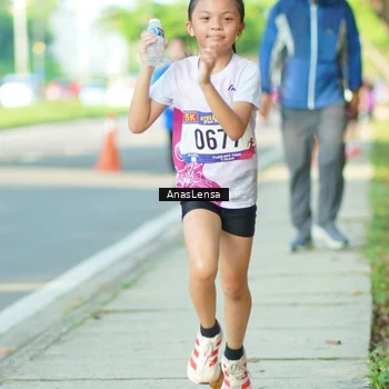 Runner Photo 8025024
