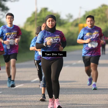 Runner Photo 8025025