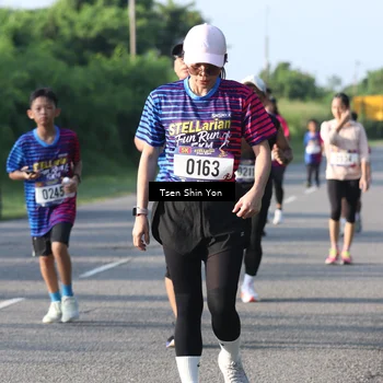 Runner Photo 8025028