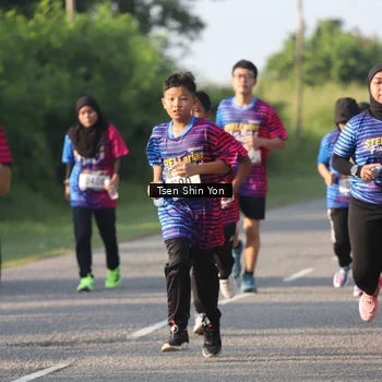 Runner Photo 8025035