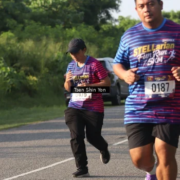 Runner Photo 8025060