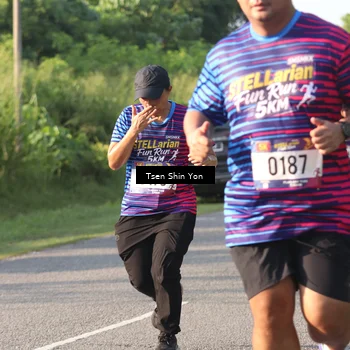 Runner Photo 8025061