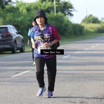 Runner Photo 8025063