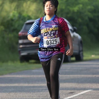 Runner Photo 8025117