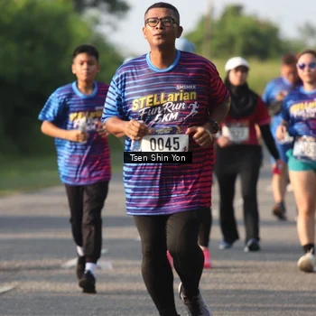 Runner Photo 8025181