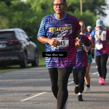 Runner Photo 8025185