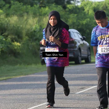 Runner Photo 8025260