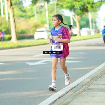 Runner Photo 8025276