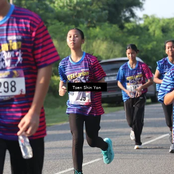 Runner Photo 8025290