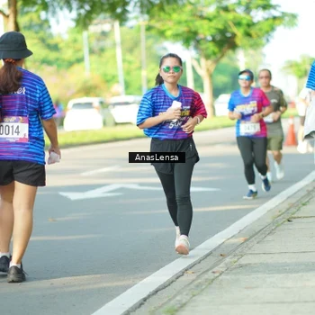 Runner Photo 8025303