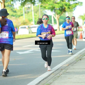 Runner Photo 8025305