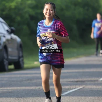 Runner Photo 8025333