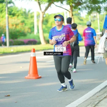 Runner Photo 8025334