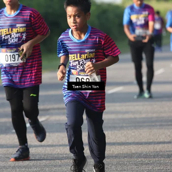 Runner Photo 8025349
