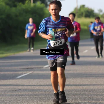 Runner Photo 8025354