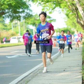 Runner Photo 8025356