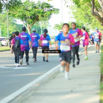 Runner Photo 8025364
