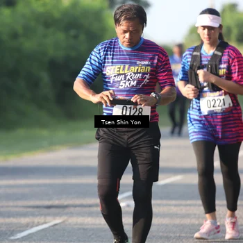 Runner Photo 8025366