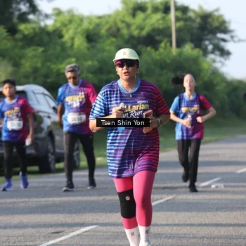 Runner Photo 8025421