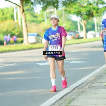 Runner Photo 8025444