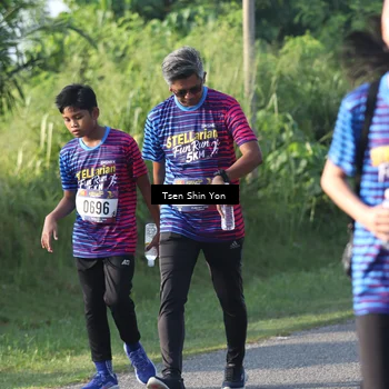 Runner Photo 8025468