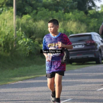 Runner Photo 8025473