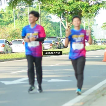 Runner Photo 8025499