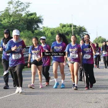Runner Photo 8025651