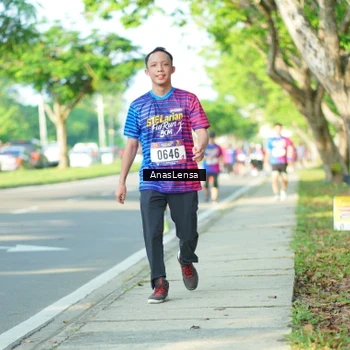Runner Photo 8025688