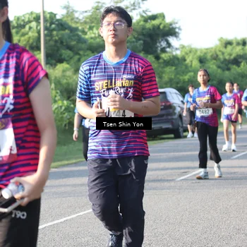 Runner Photo 8025725