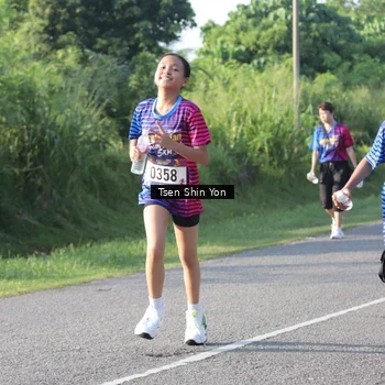 Runner Photo 8025754