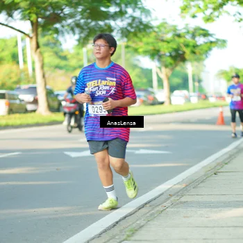 Runner Photo 8025769