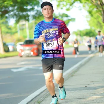 Runner Photo 8025801