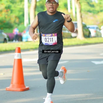 Runner Photo 8025851