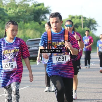Runner Photo 8025855