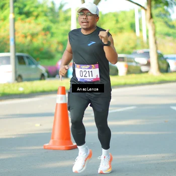Runner Photo 8025856