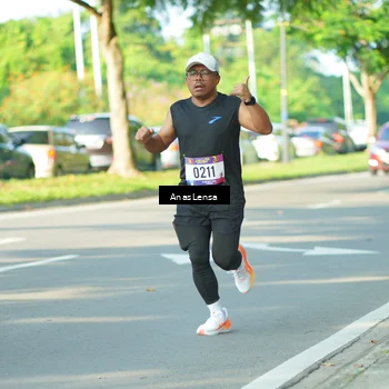Runner Photo 8025857