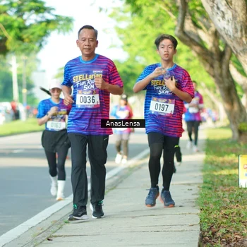 Runner Photo 8025872