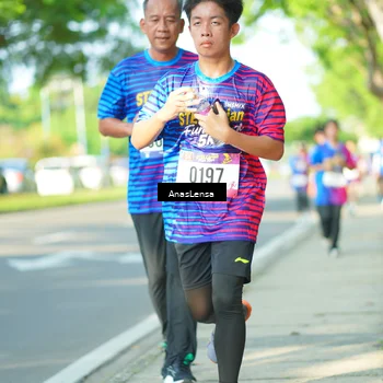 Runner Photo 8025902