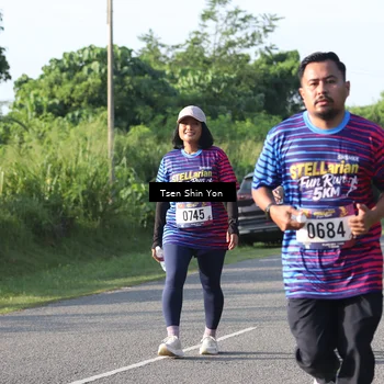 Runner Photo 8025996