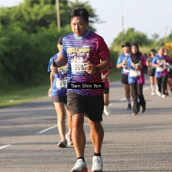 Runner Photo 8026003