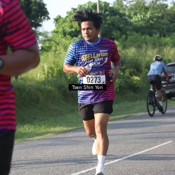 Runner Photo 8026016