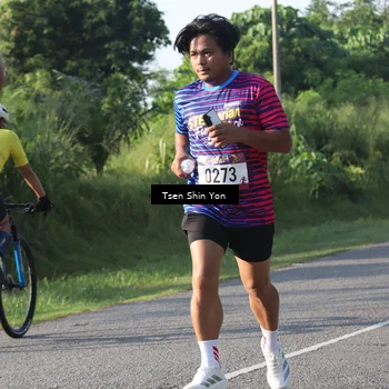 Runner Photo 8026019