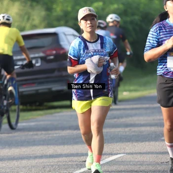 Runner Photo 8026021