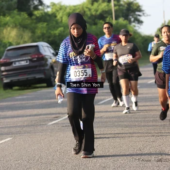 Runner Photo 8026044