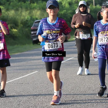 Runner Photo 8026075
